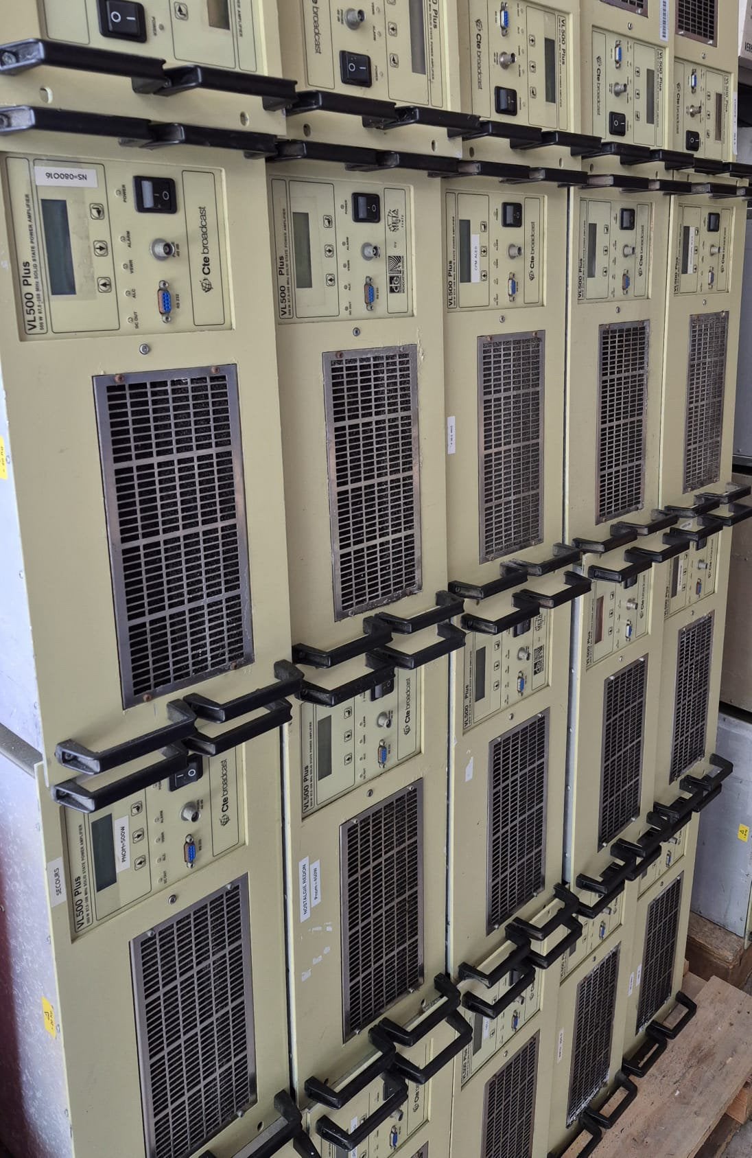OP = OP !! CTE / R&S eindtrappen 500w ook voor 3.5 meter, Telecommunicatie, Ophalen, Gebruikt, Zender