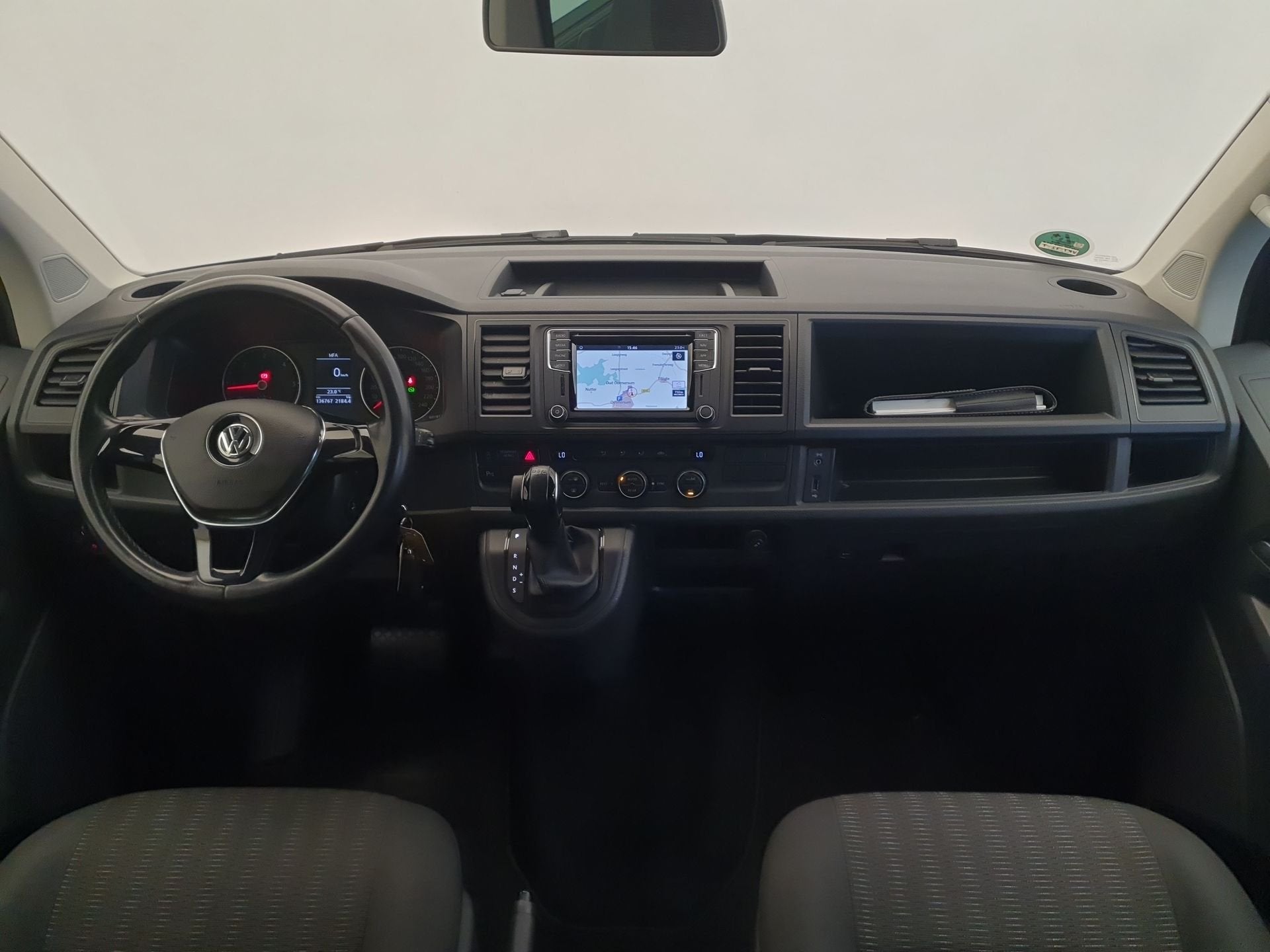 Volkswagen Transporter Caravelle 2.0 TDI L2H1 DC DSG Comfort, Auto's, Bestelauto's, Voorwielaandrijving, 12 maanden, Gebruikt