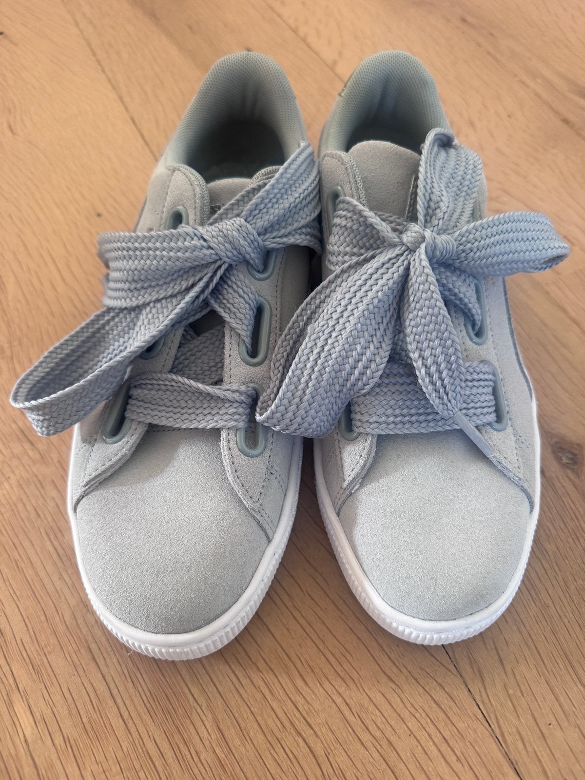Puma Suede Heart sneakers maat 40, Ophalen of Verzenden, Nieuw, Grijs, Sneakers of Gympen