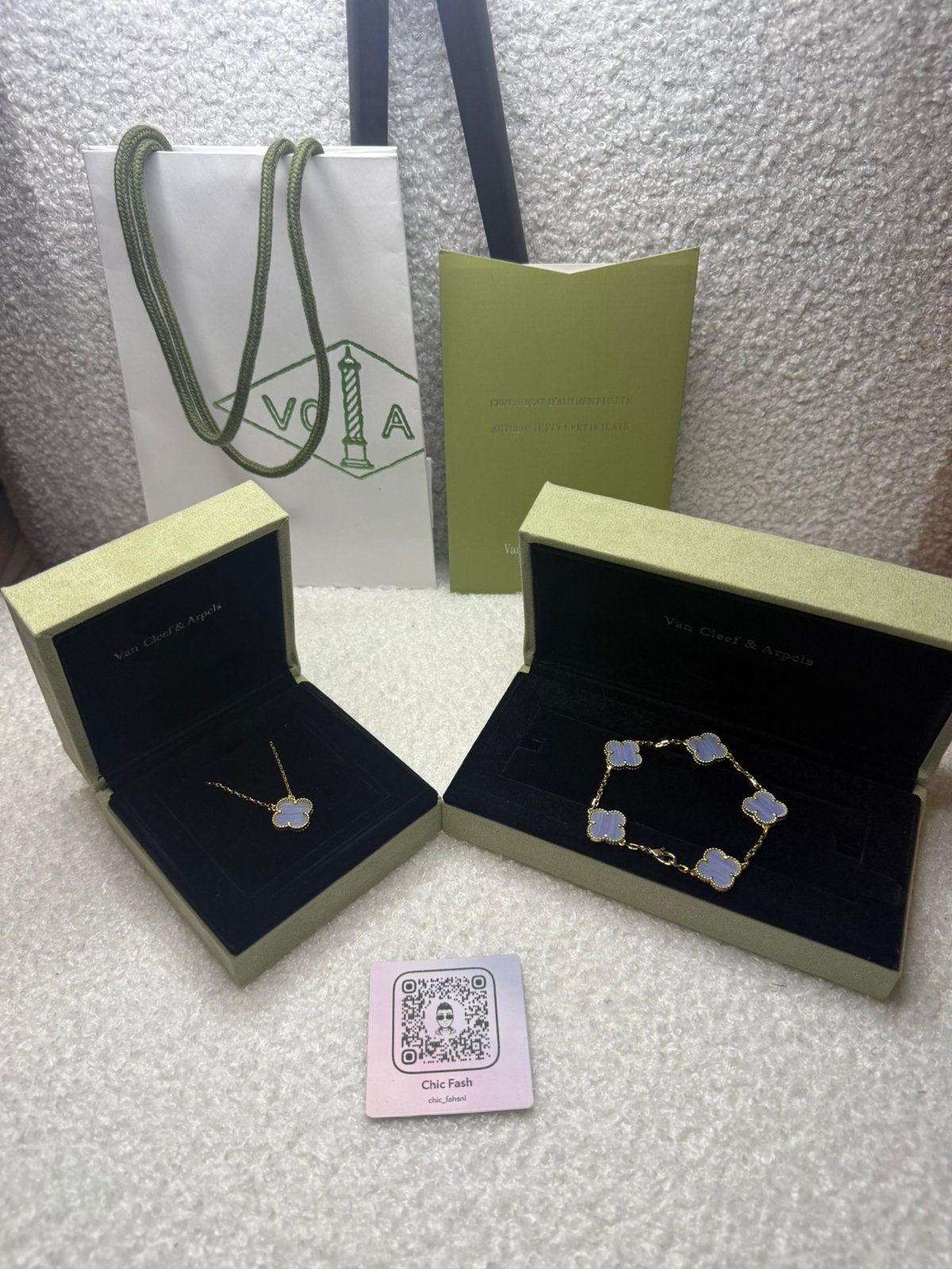 Van Cleef & Arpels - Alhambra Set, Ophalen of Verzenden, Zo goed als nieuw, Goud, Zilver
