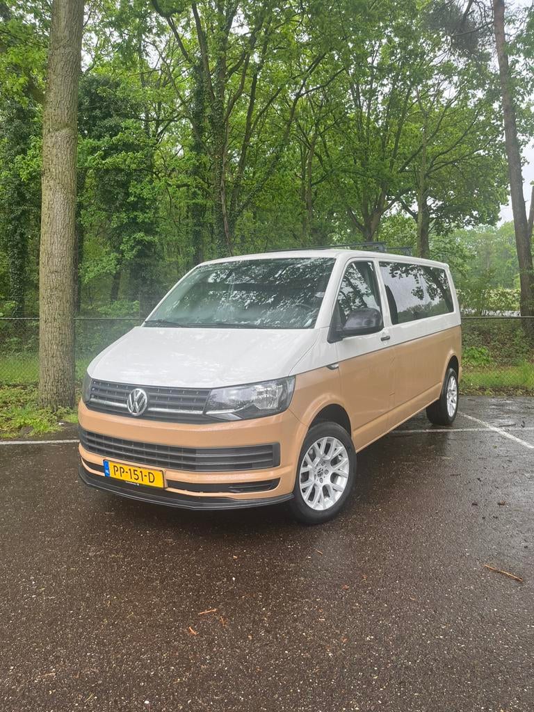 Volkswagen Transporter Kombi 2.0 TSI two tone 9 persoons, Auto's, Voorwielaandrijving, 1984 cc, 2500 kg, Wit
