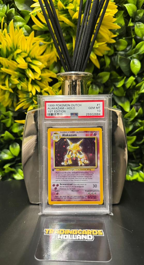 Pokemon Alakazam 1st Edition Base Set Holo PSA 10 Dutch, Ophalen of Verzenden, Zo goed als nieuw
