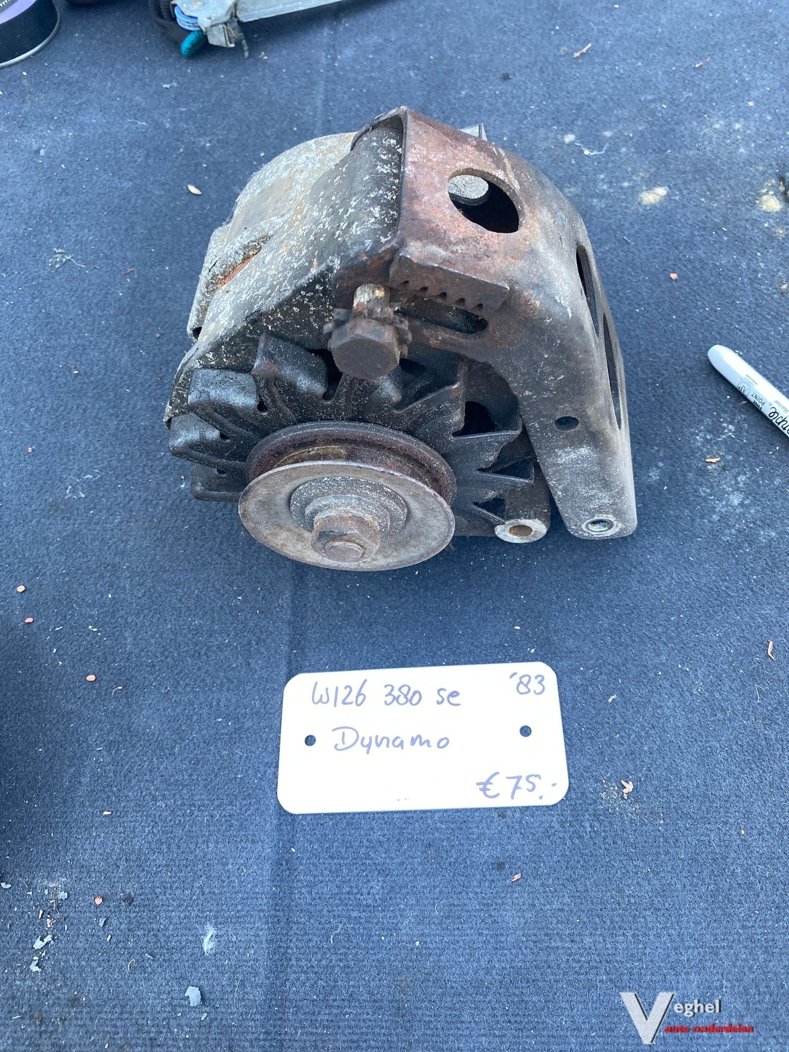 Mercedes W126 380 SE 1983 Dynamo