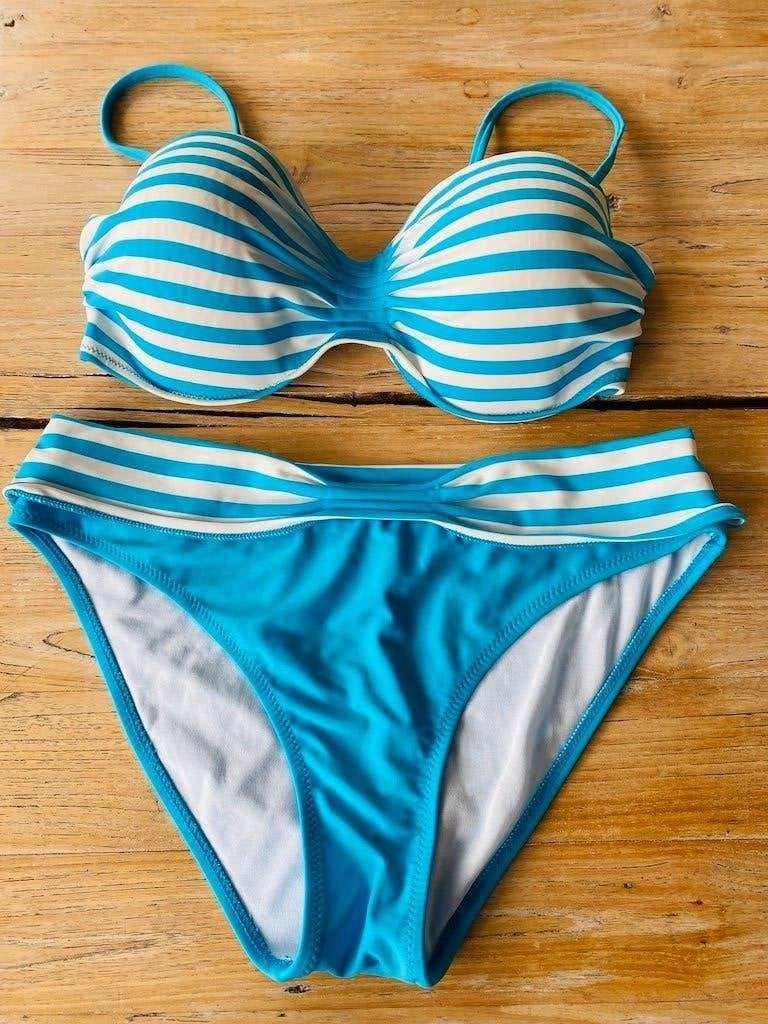 Bikini streep turqoise wit maat 40D zgan, Meerkleurig, Ophalen of Verzenden, Zo goed als nieuw, Bikini