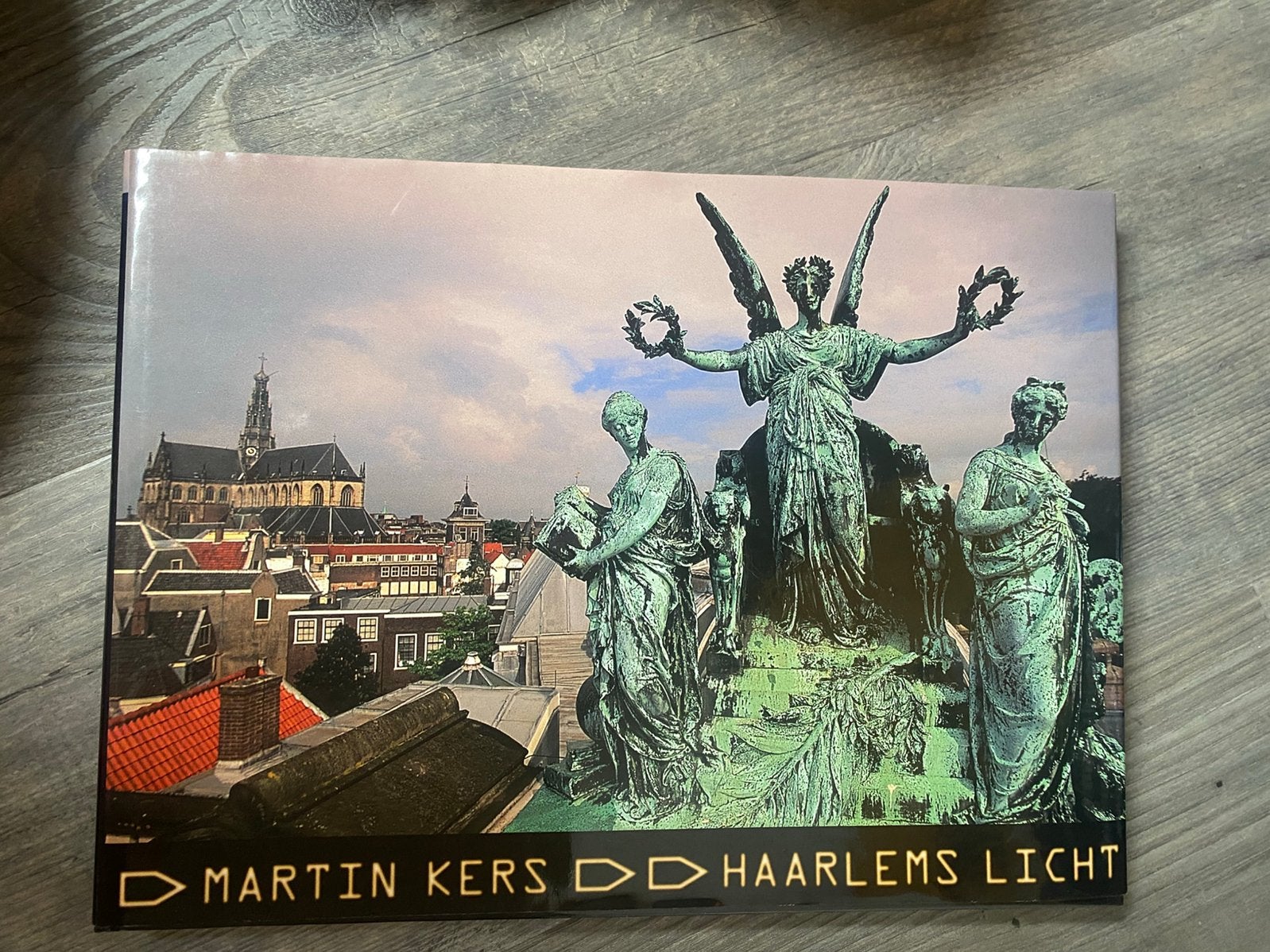 Martin Kers Haarlems licht, Ophalen of Verzenden, Zo goed als nieuw