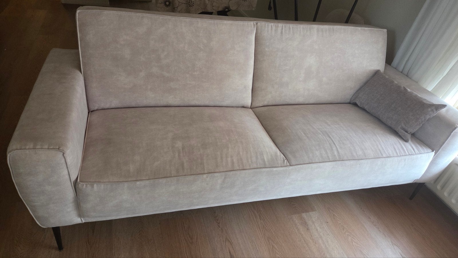 bank xoon beige, Huis en Inrichting, Banken | Bankstellen, Ophalen, Zo goed als nieuw, 75 tot 100 cm