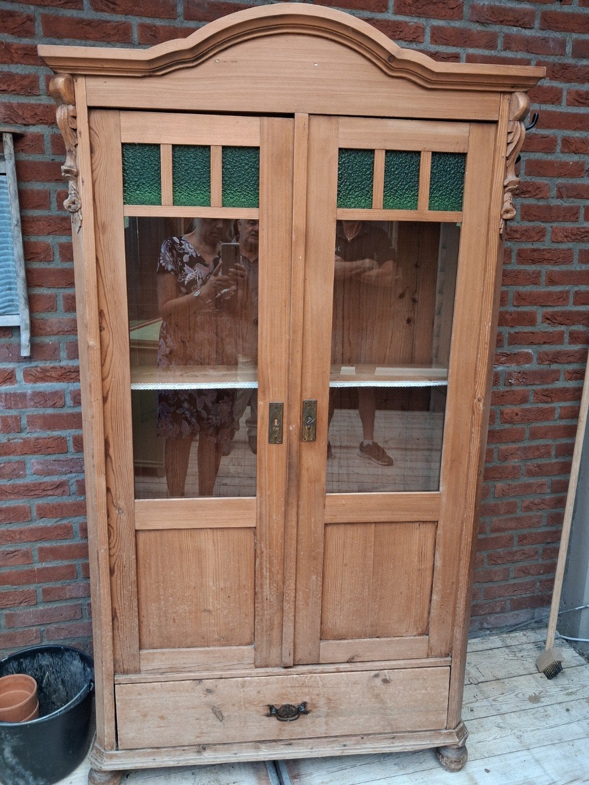 Te koop: oude brocante kast., Ophalen, Gebruikt, 50 tot 100 cm, Glas