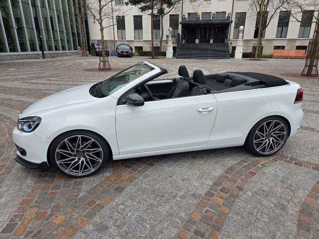 Volkswagen Golf Cabriolet 1.4 TSI 150 PK | Liefhebbers auto!, Auto's, Volkswagen, Voorwielaandrijving, Stof, LED verlichting, 4 cilinders