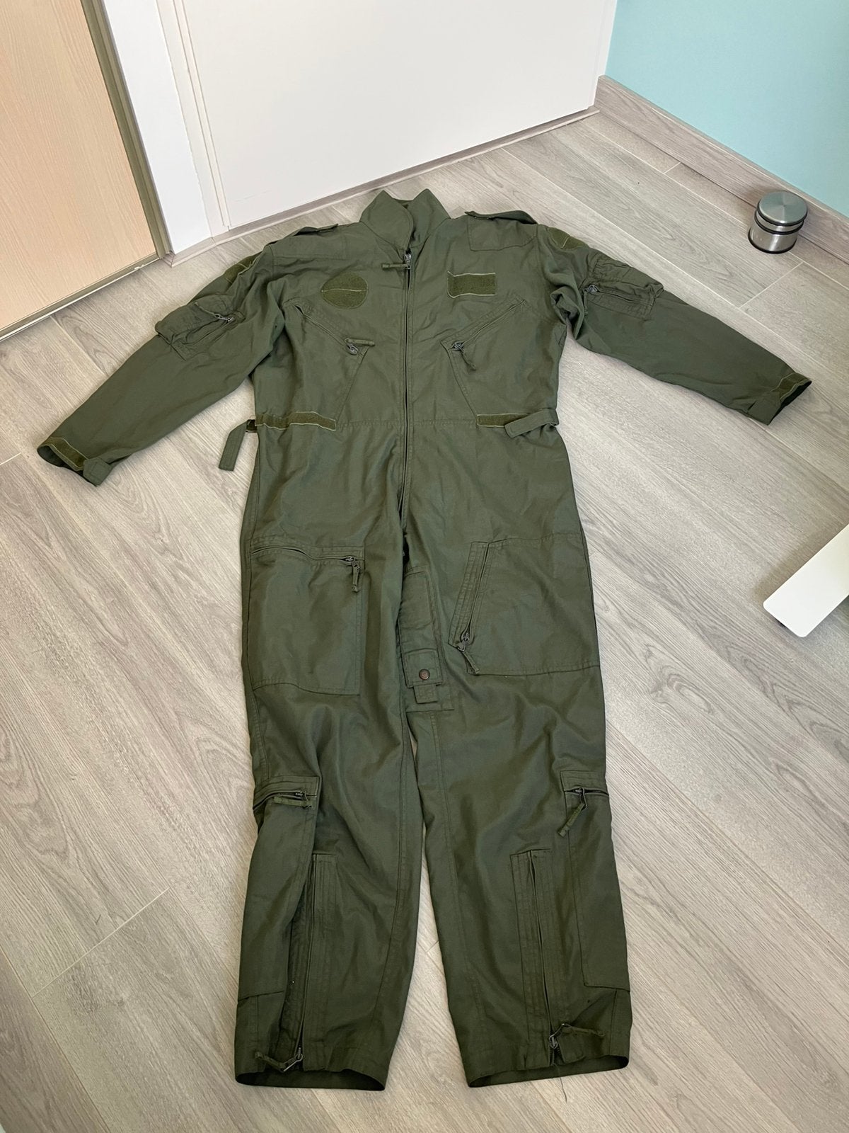 Originele Militaire Vliegoverall Pilotenoverall Sage Green), Verzamelen, Militaria | Algemeen, Ophalen of Verzenden, Luchtmacht