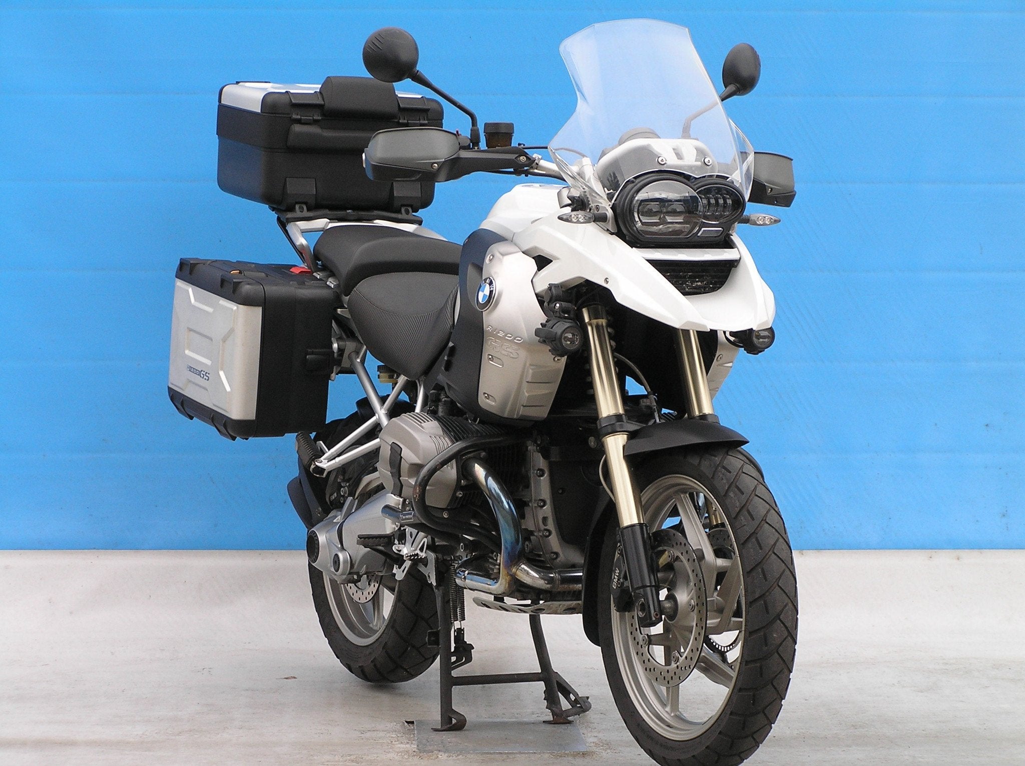 BMW R1200GS (bj 2011), ABS, BMW group Nederland B.V., Contactus@bmw-motorrad.nl, Einsteinstraat 5
2289CC  Rijswijk, NL