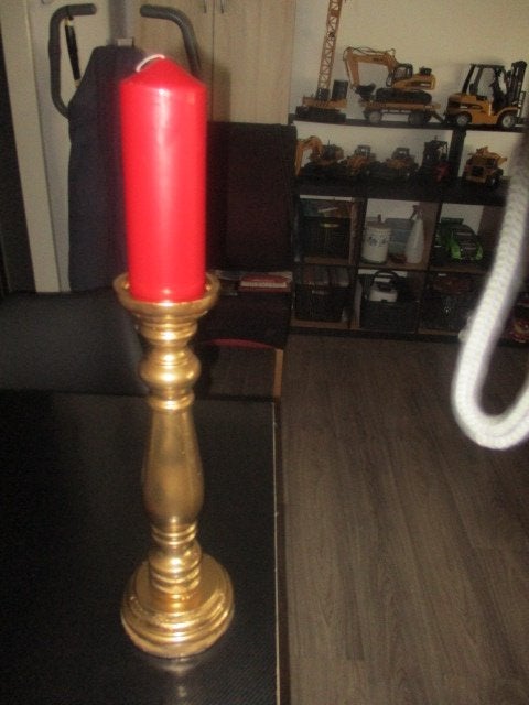 kaarsen kandelaar van hout rond en hoogte is 43 cm, Ophalen, Overige merken, 43 cm, Zo goed als nieuw