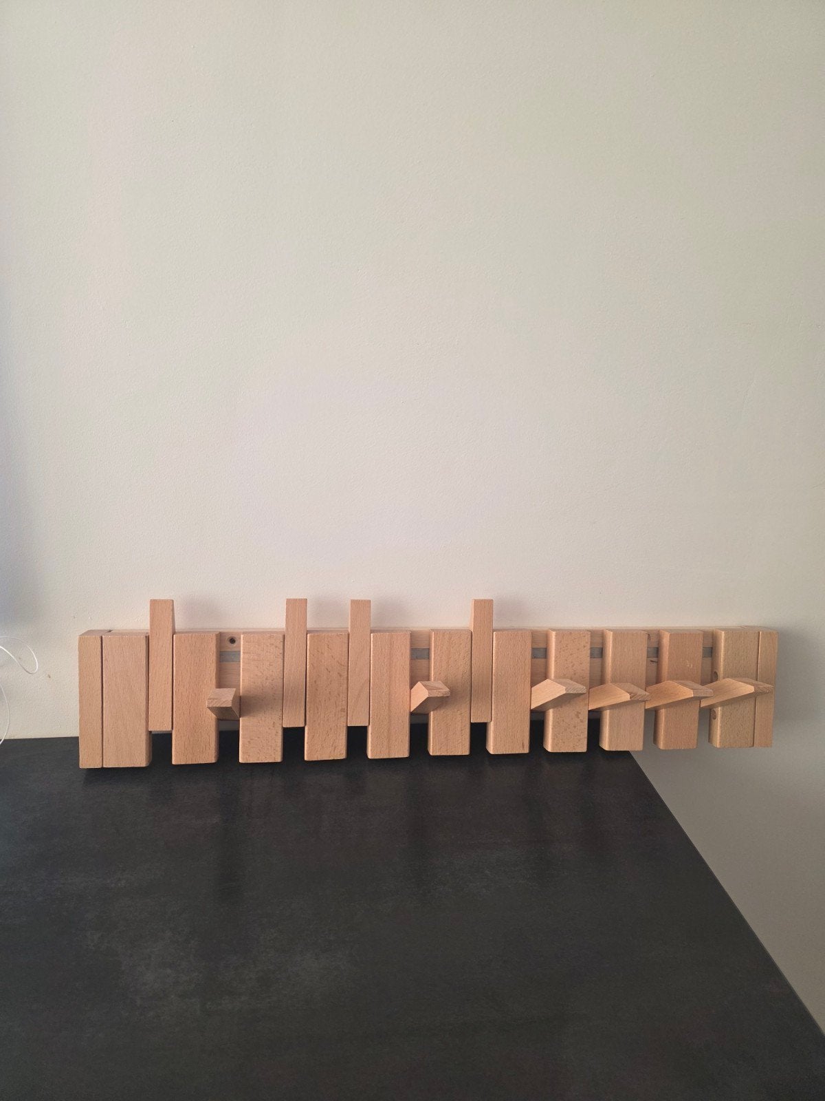 Houten wandkapstok met inklapbare haken, Ophalen of Verzenden