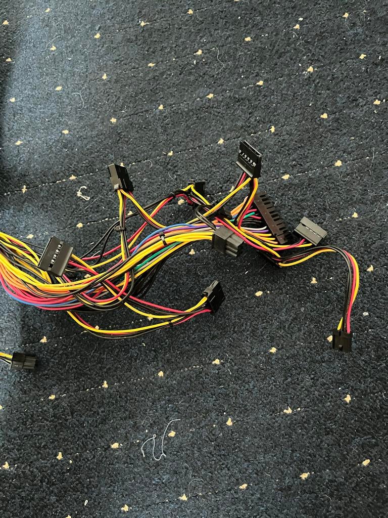 600W PC Voeding, Computers en Software, Interne voedingen, Ophalen of Verzenden, Gebruikt