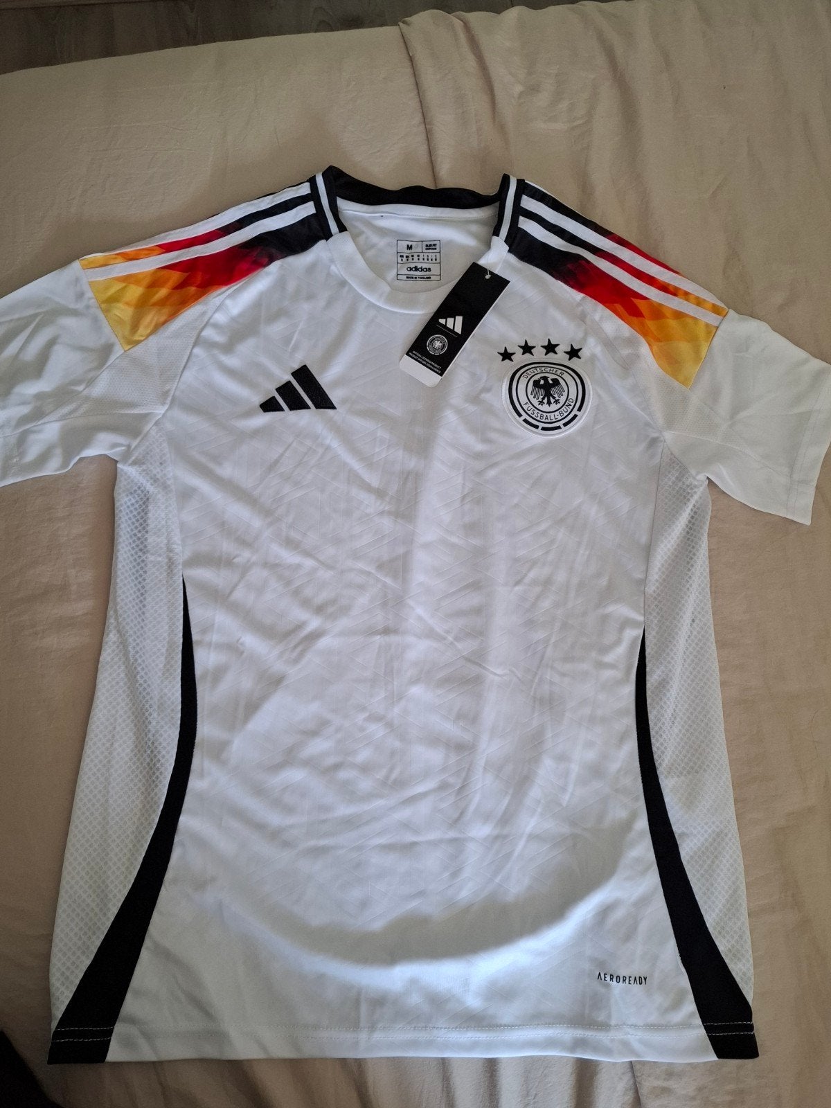 Duitsland voetbalshirt Adidas - Nieuw met kaartjes, Maat M, Ophalen, Nieuw, Shirt