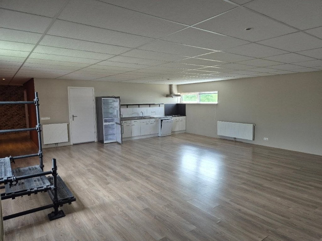 Kantoorruimte-Woonruimte te huur | ca. 160 m² | Burgum (FRL), 160 m², Huur, Kantoorruimte