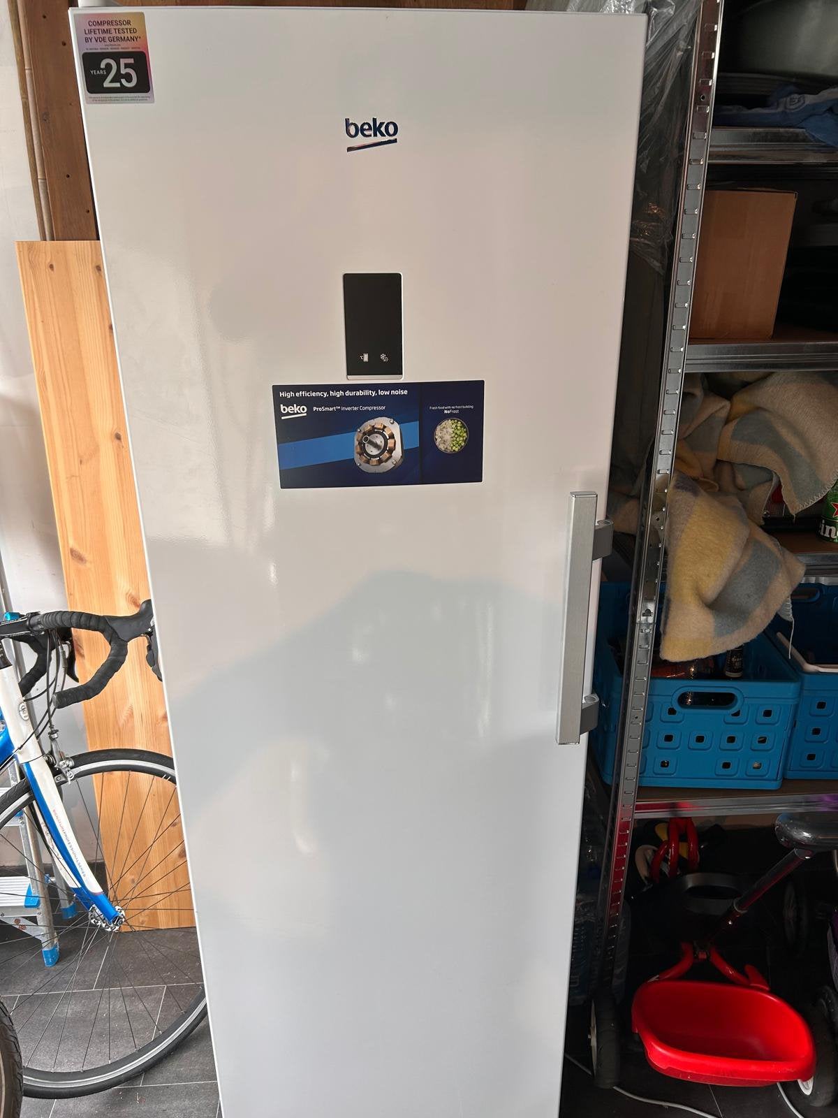 Beko vriezer als nieuw, Ophalen, Zonder vriesvak, 200 liter of meer, 160 cm of meer