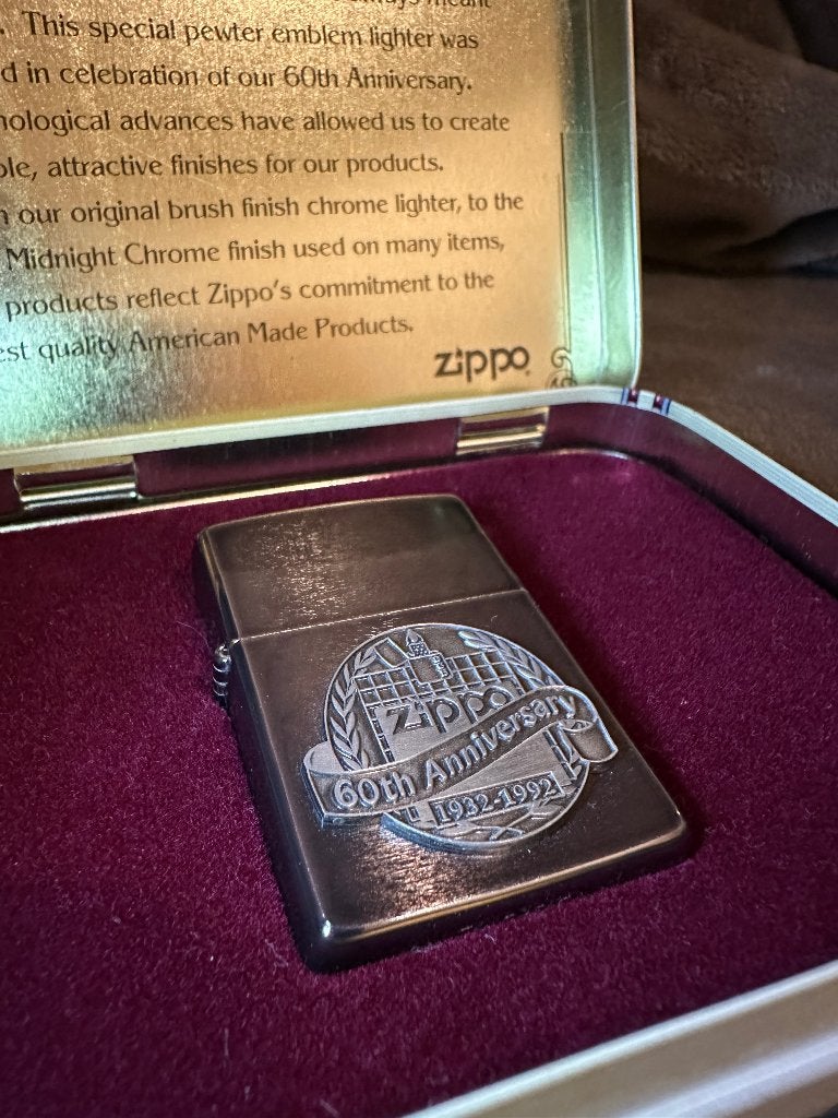 Zippo 60th Anniversary 1932–1992, Ophalen of Verzenden, Nieuw, Aansteker
