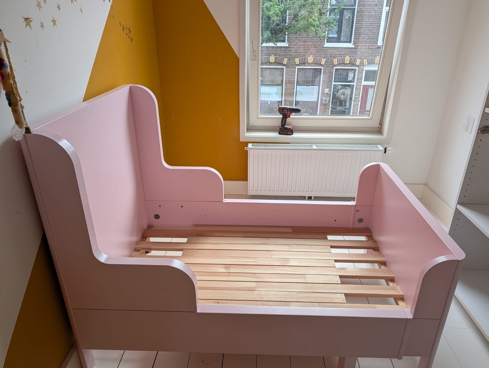 Peuter IKEA bed - Gebruikt maar in goede staat, Ophalen, Gebruikt, 90 cm, 200 cm