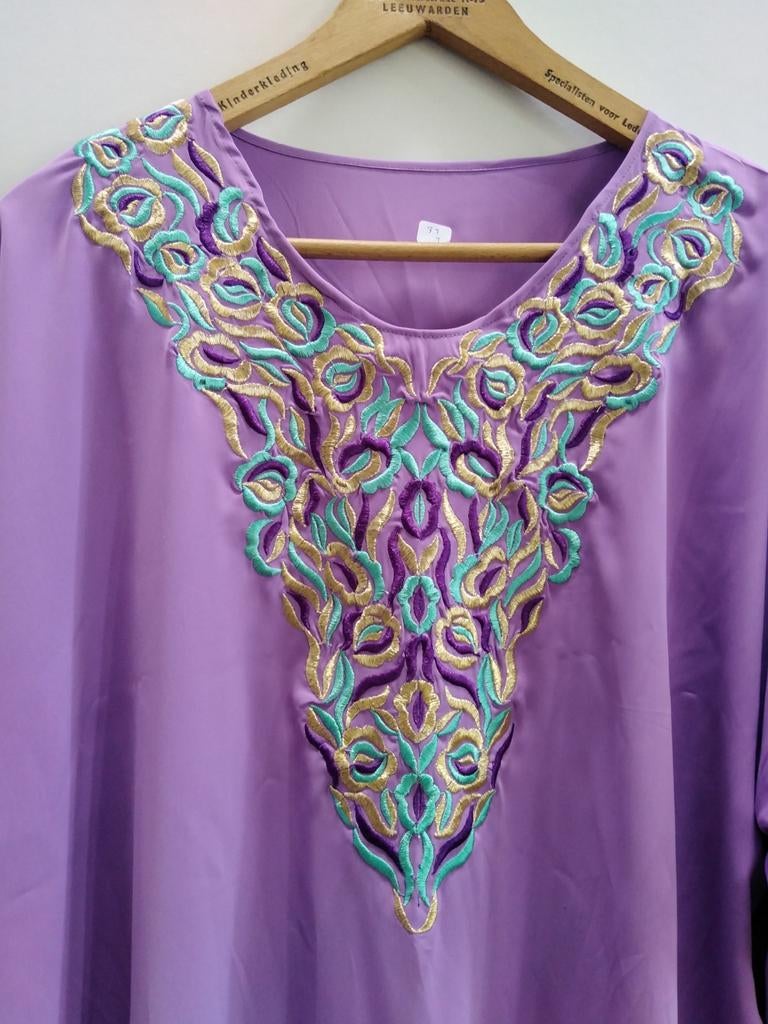 Nieuwe lila Flower Power maxi jurk, kaftan, maat 46/48., Paars, Maat 46/48 (XL) of groter, Nieuw, Ophalen of Verzenden