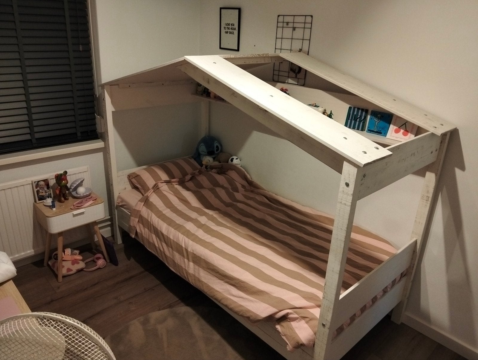 Kinderbed met dakje (excl. matras en beddengoed), Ophalen, Gebruikt, 90 cm, Eenpersoons