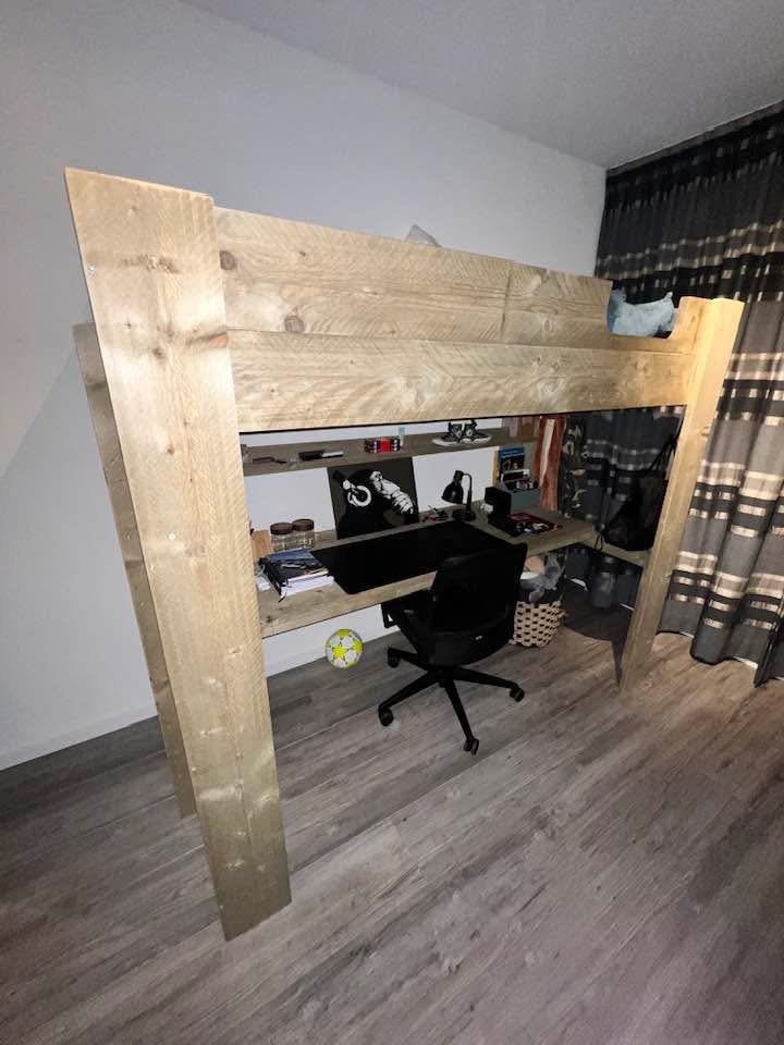 Hoogslaper met bureau, Kinderen en Baby's, Ophalen, Zo goed als nieuw, Hoogslaper
