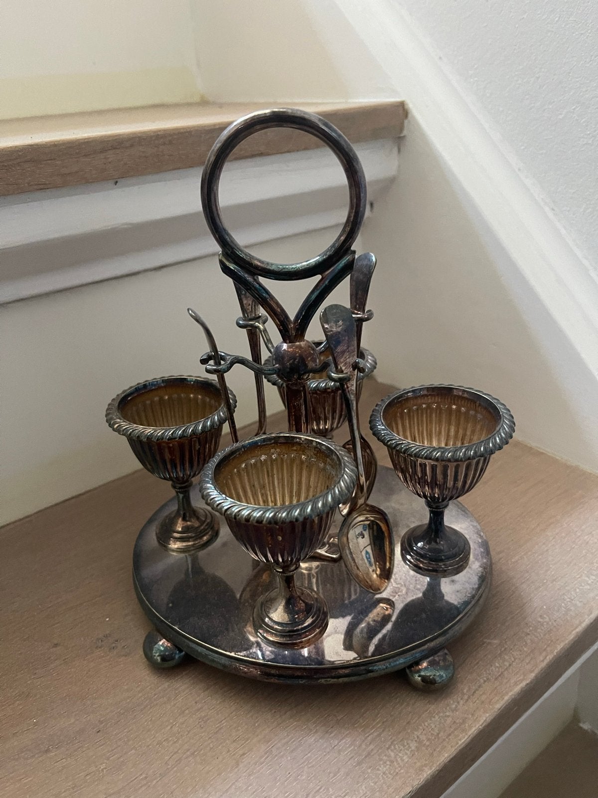 Klassieke verzilverde eiercruetset van William Suckling & So, Antiek en Kunst, Ophalen of Verzenden, Zilver