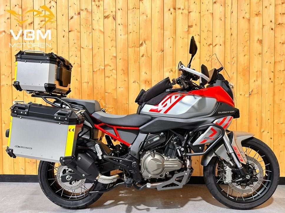 QJMOTOR SRT 600 SX TOURING SRT600 SRT-600 Versys f800 dl650, 2 cilinders, Bedrijf, Onbekend, Meer dan 35 kW