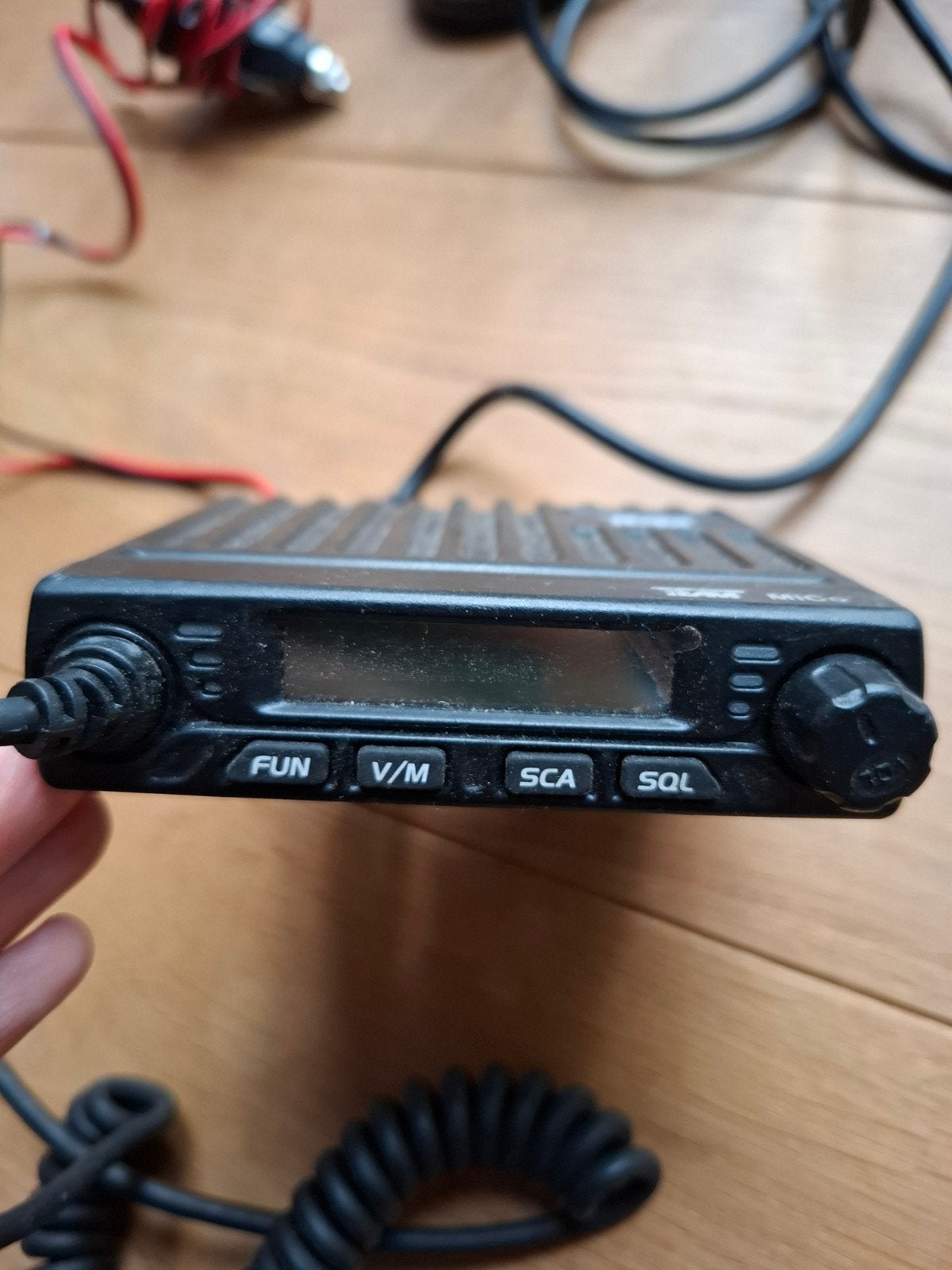 Foto 2 van TEAM Mico VHF/UHF Mobiele Zender-Ontvanger Compact