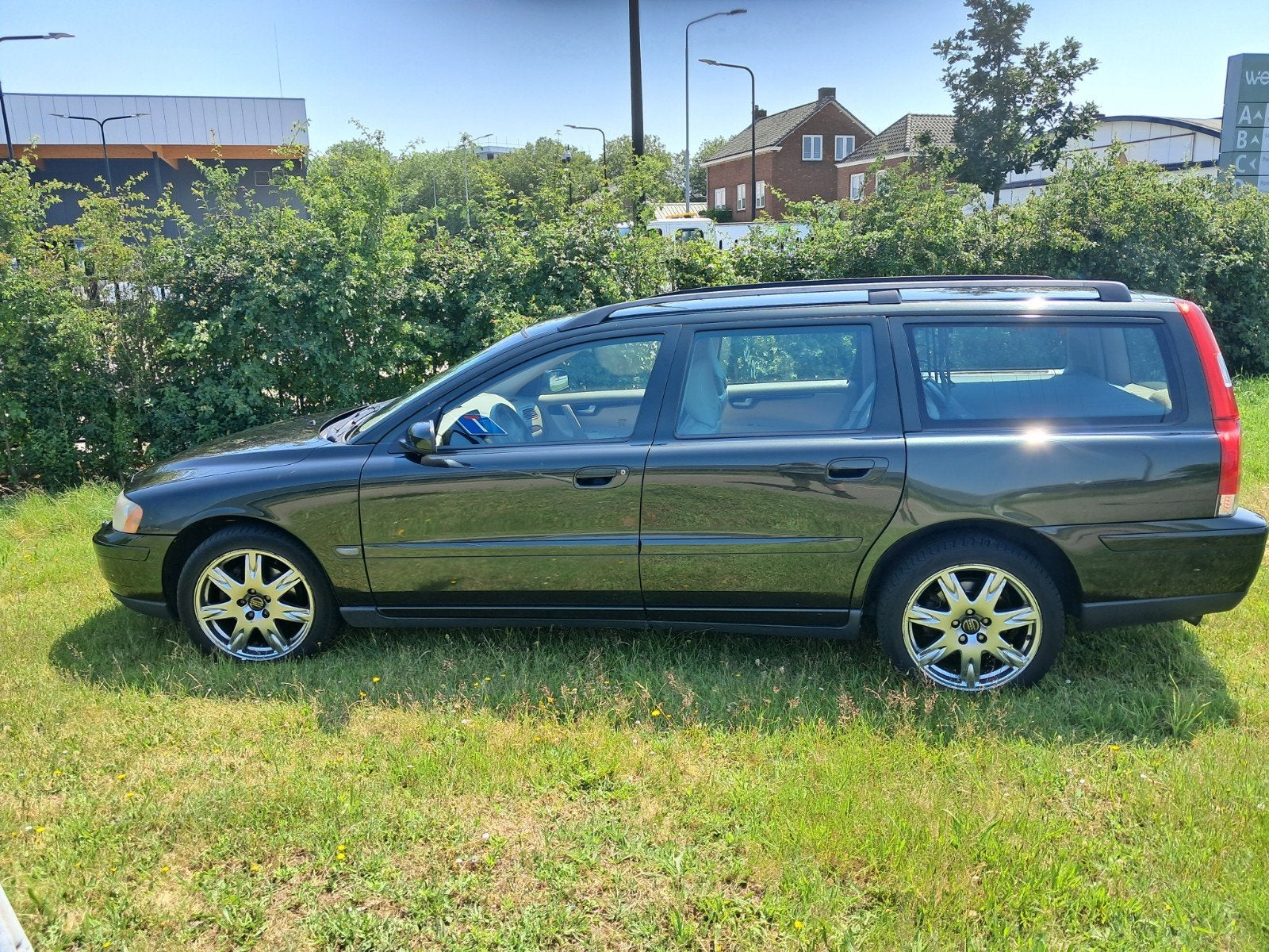 Volvo V70 2.4 170PK AUT 2006 Groen, 1800 kg, Beige, Leder en Stof, 1498 kg