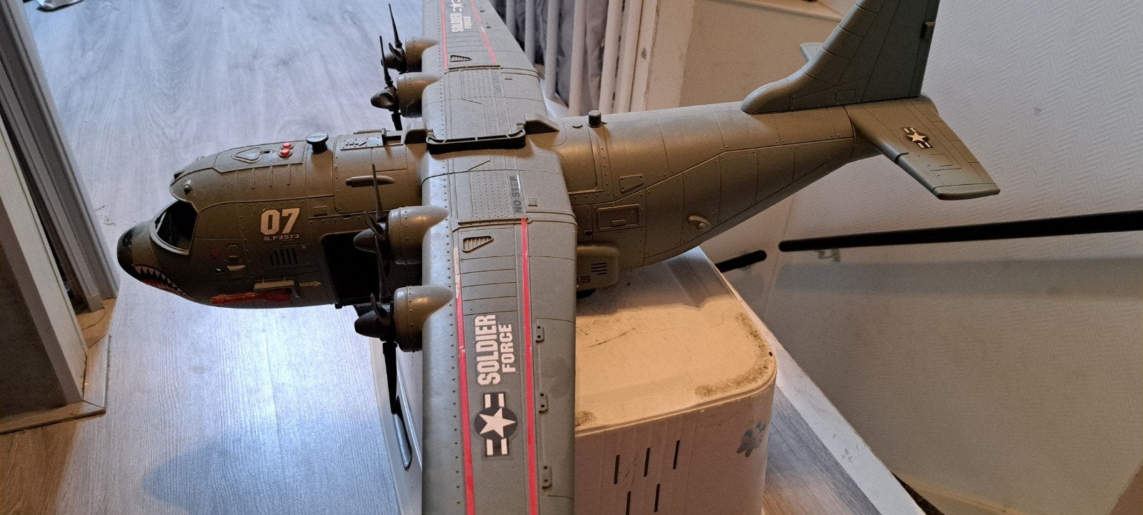 Groot model militair vliegtuig - Soldier Force, Ophalen, Gebruikt, 1:72 tot 1:144, Overige merken