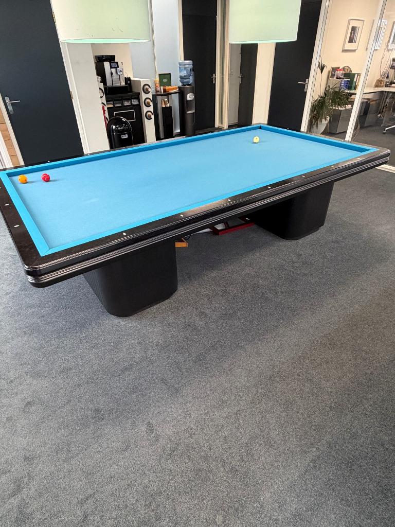 Unieke Wilhelmina carambole wedstrijdbiljart (matchtafel), Ophalen, Gebruikt, Biljarttafel