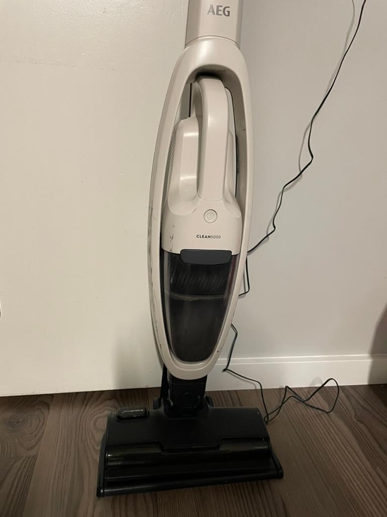 AEG draadloos stofzuiger defect, Ophalen, Gebruikt