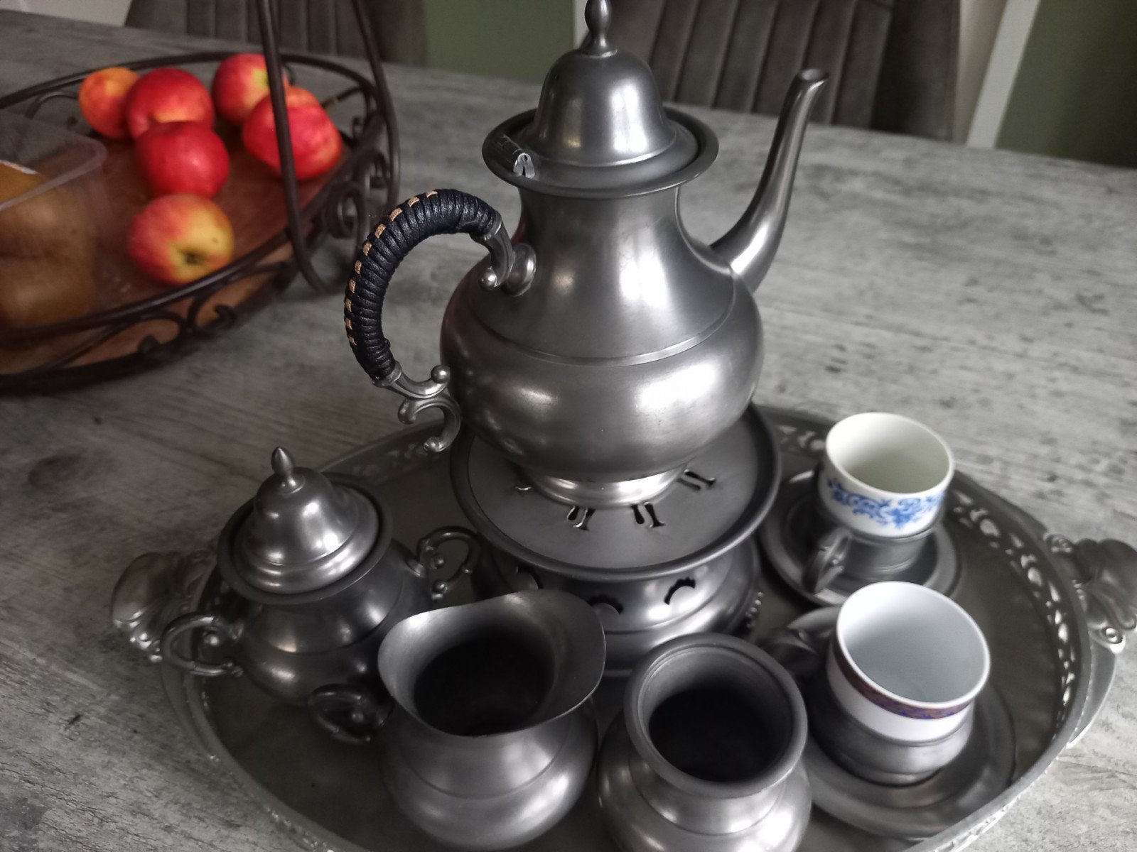compleet thee servies allemaal zelfde merk, Ophalen