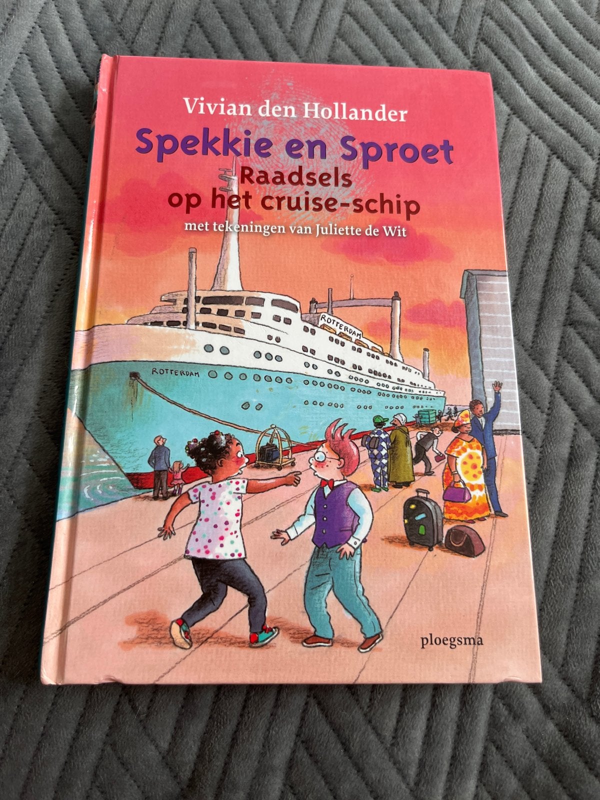 Spekkie en Sproet: Raadsels op het cruise-schip, Ophalen of Verzenden, Zo goed als nieuw, Fictie algemeen