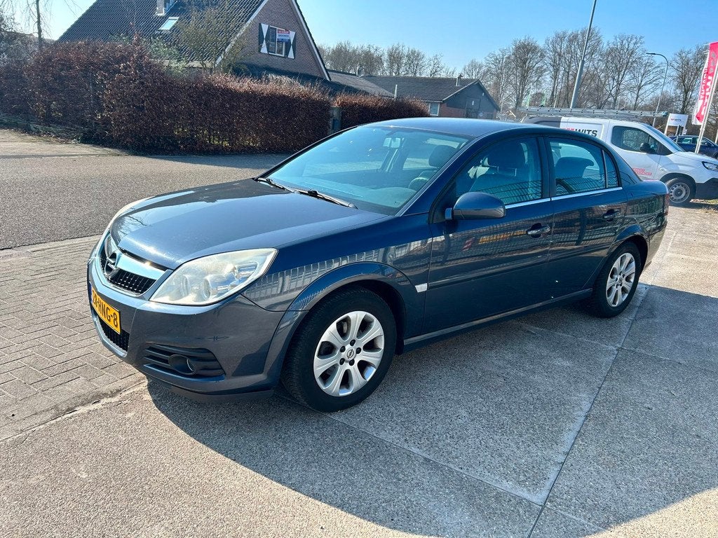 Opel Vectra 1.8-16V Business KOPPAKKING DEFECT, Auto's, Opel, Voorwielaandrijving, Gebruikt, 1295 kg, 4 cilinders