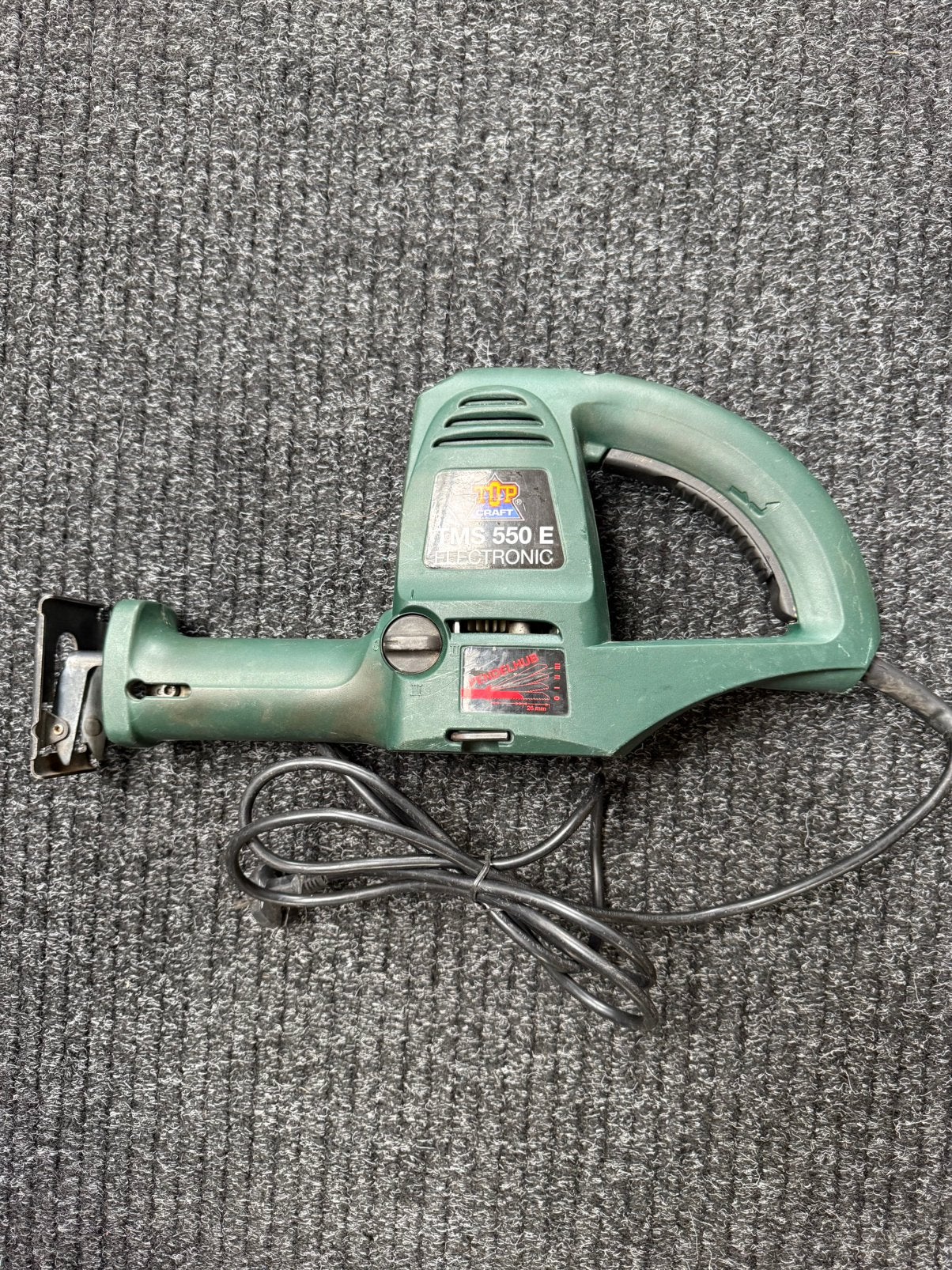 Reciprozaag, Doe-het-zelf en Verbouw, 70 mm of meer, 600 tot 1200 watt, Ophalen of Verzenden, Zo goed als nieuw