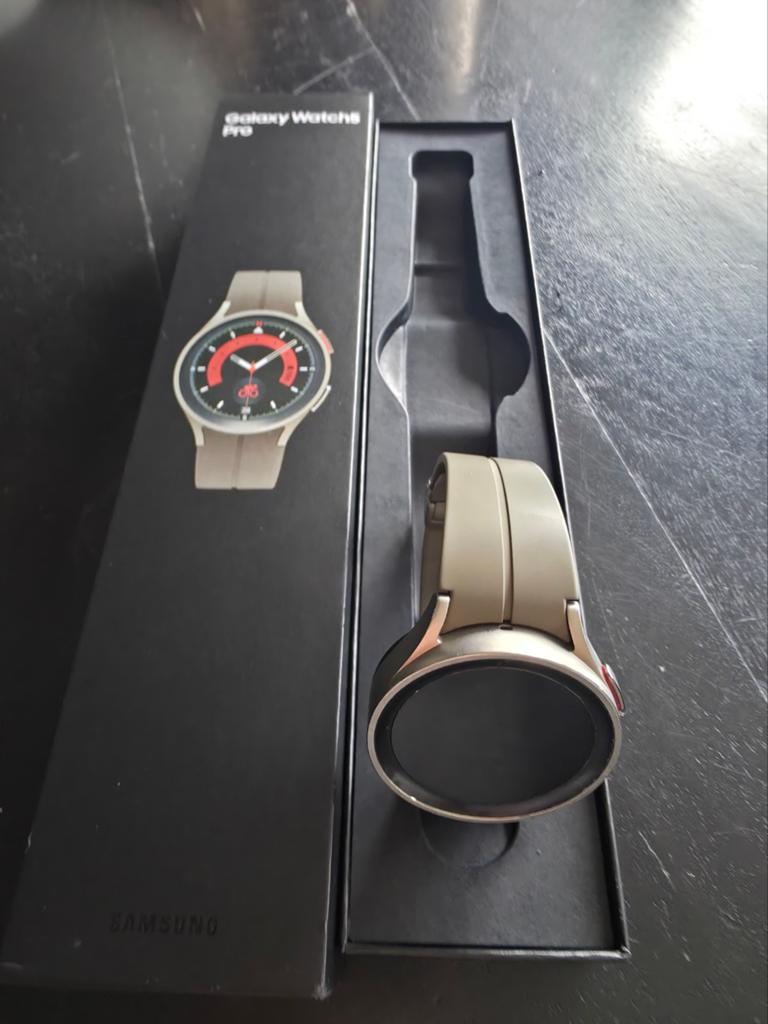Samsung Galaxy Watch 5 Pro 2022 - Zgan, Sieraden, Tassen en Uiterlijk, Smartwatches, Ophalen of Verzenden, Zo goed als nieuw, Samsung