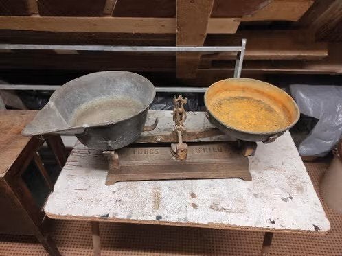 Weegschaal  – vintage – antiek – opknapper, Witgoed en Apparatuur, Weegschalen, Ophalen, Analoog, Overige typen, 500 gram of grover