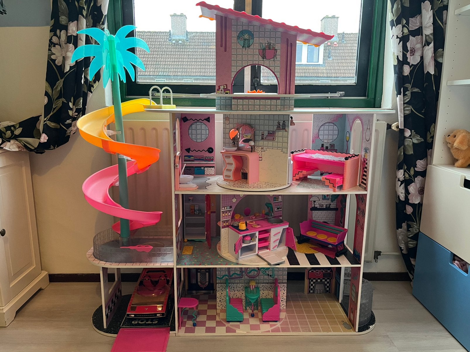 L.O.L. Surprise OMG poppenhuis, Ophalen, Gebruikt, Poppenhuis