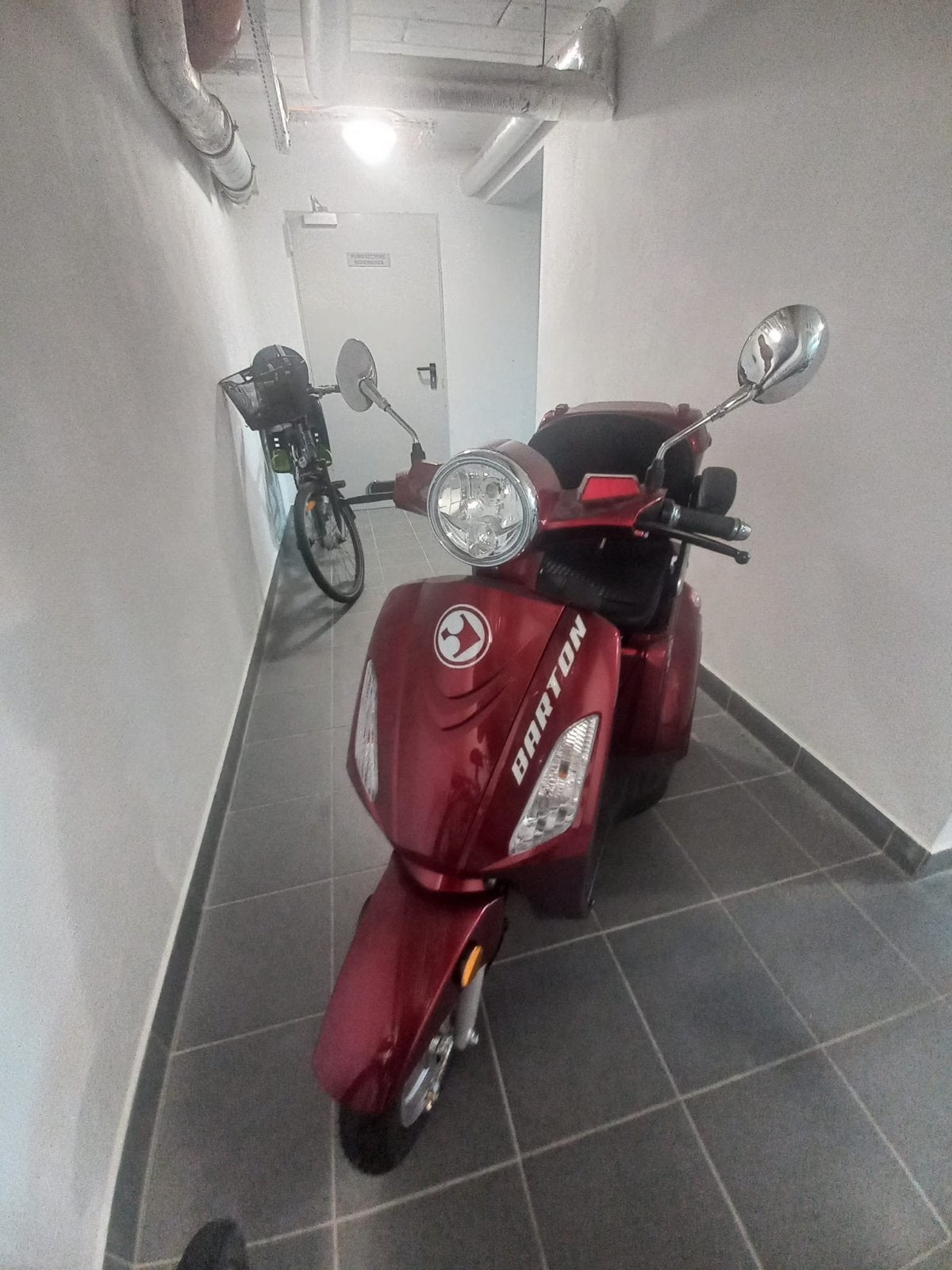 Barton Tres elektrische scootmobiel, 2023, rood, Nieuw, 16 km/u of meer, 46 km of meer, Ophalen