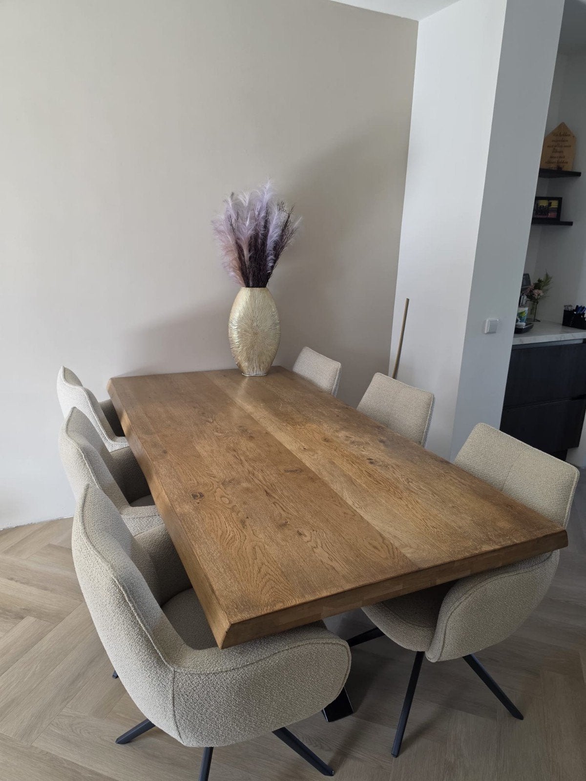 Massief eiken eettafel 200x100 cm met spinpoot