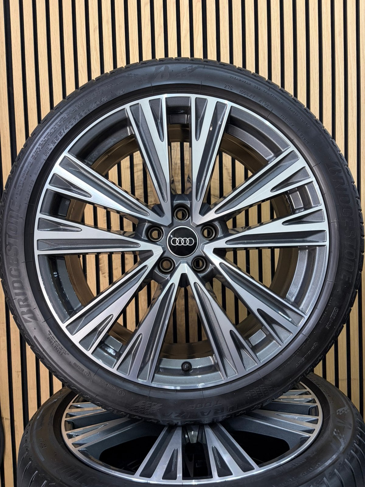 Originele 20” Audi S-Line A6 S6 C8 Zomerbanden Zomerset, Auto-onderdelen, Banden en Velgen, Audi, Gebruikt, 255 mm, .