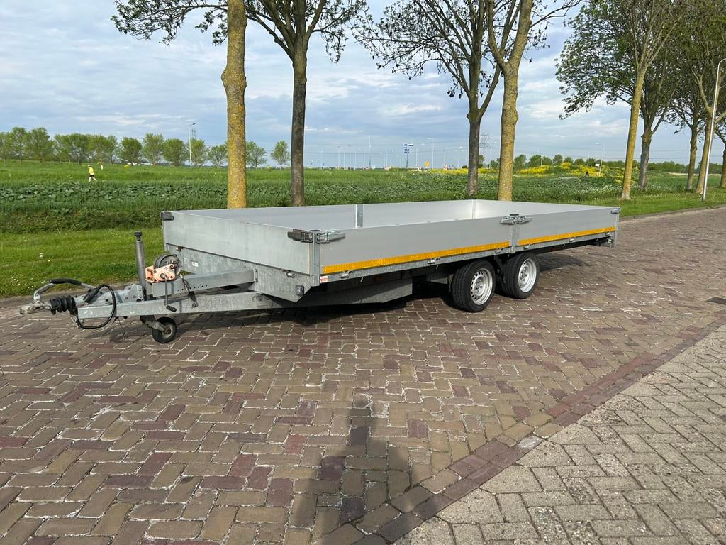 Eduards auto aanhanger autoambulance 5x2.2m rijplaten, Auto diversen, Aanhangers en Bagagewagens, Ophalen, Zo goed als nieuw