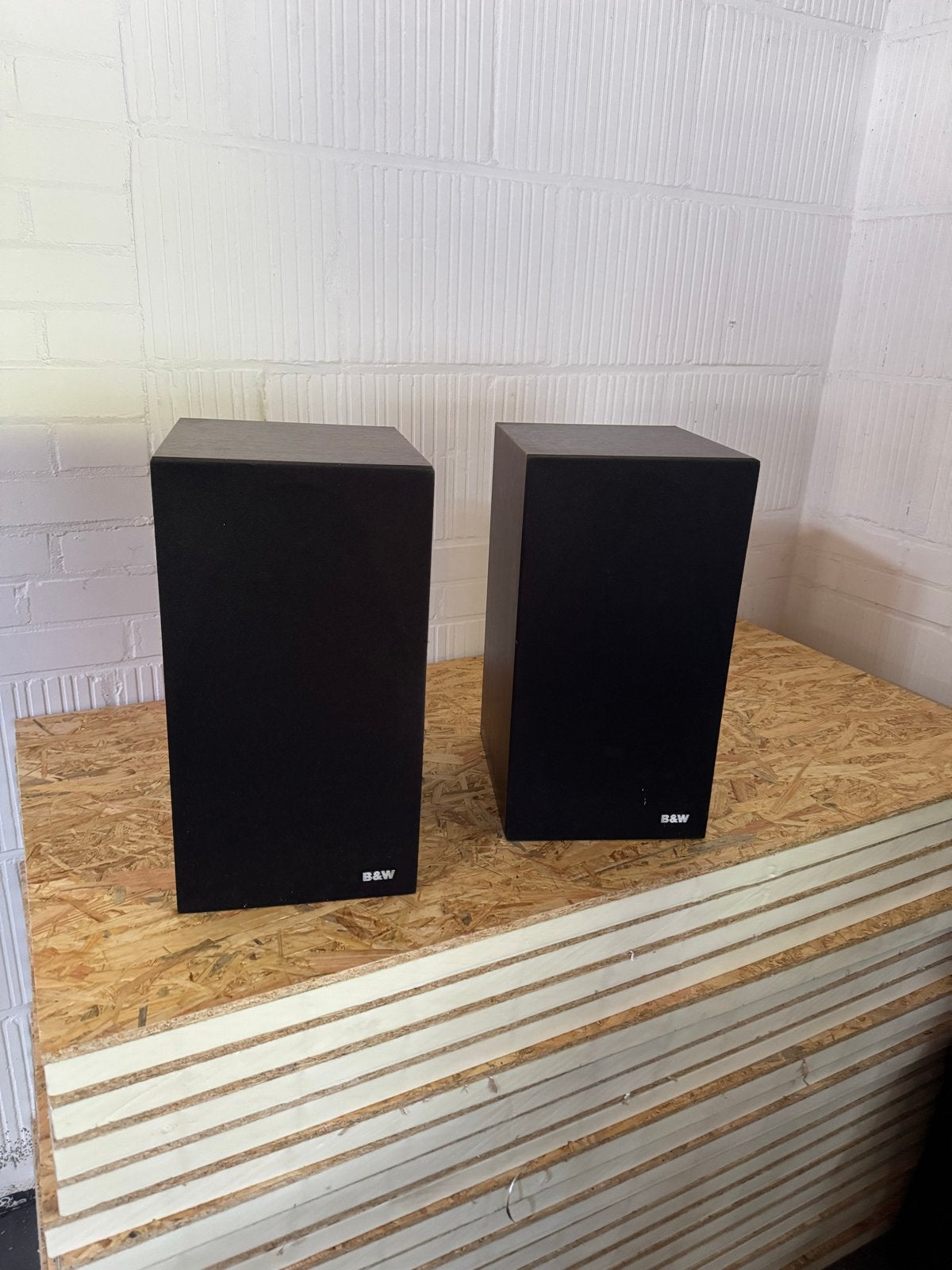 Aura SP50 Boekenplank Luidsprekers - B&W Design, Ophalen, Gebruikt, Bowers & Wilkins (B&W), Minder dan 60 watt