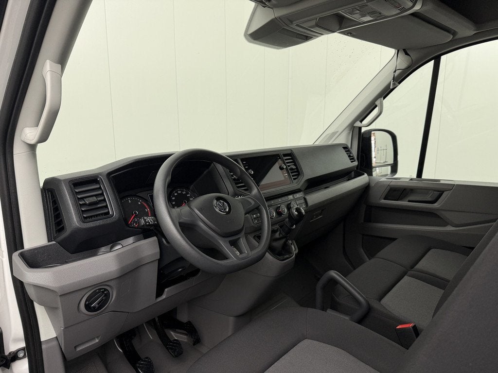 Volkswagen Crafter 2.0TDi 140PK L3H2 | Led | Navigatie | Cam, Auto's, Bestelauto's, Stof, Zwart, Volkswagen, 3000 kg