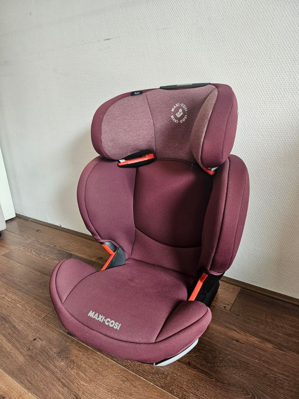 Maxi-Cosi Rodifix AirProtect Autostoeltje - Authentic Red, Kinderen en Baby's, Ophalen, Verstelbare rugleuning, 15 t/m 36 kg, Zo goed als nieuw