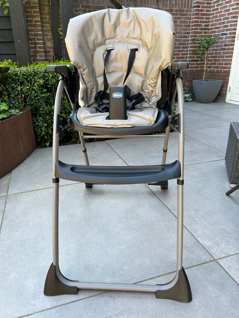 Chicco Polly Easy kinderstoel met eetblad, Kinderen en Baby's, Kinderstoelen, Gebruikt, Overige typen, Afneembaar eetblad, Ophalen