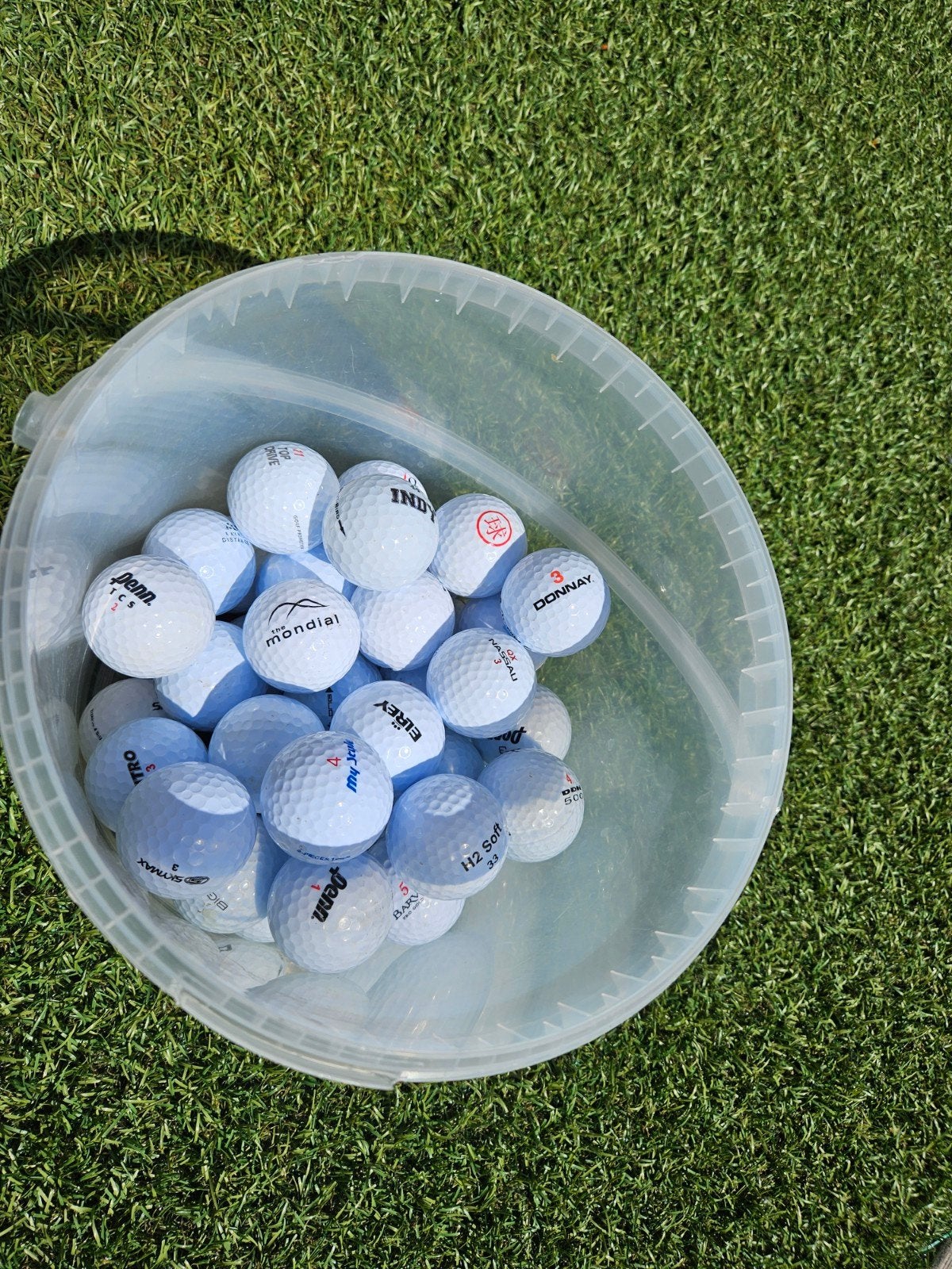 100 witte golfballen mix AAAA kwaliteit, Sport en Fitness, Golf, Ophalen of Verzenden, Zo goed als nieuw, Bal(len)