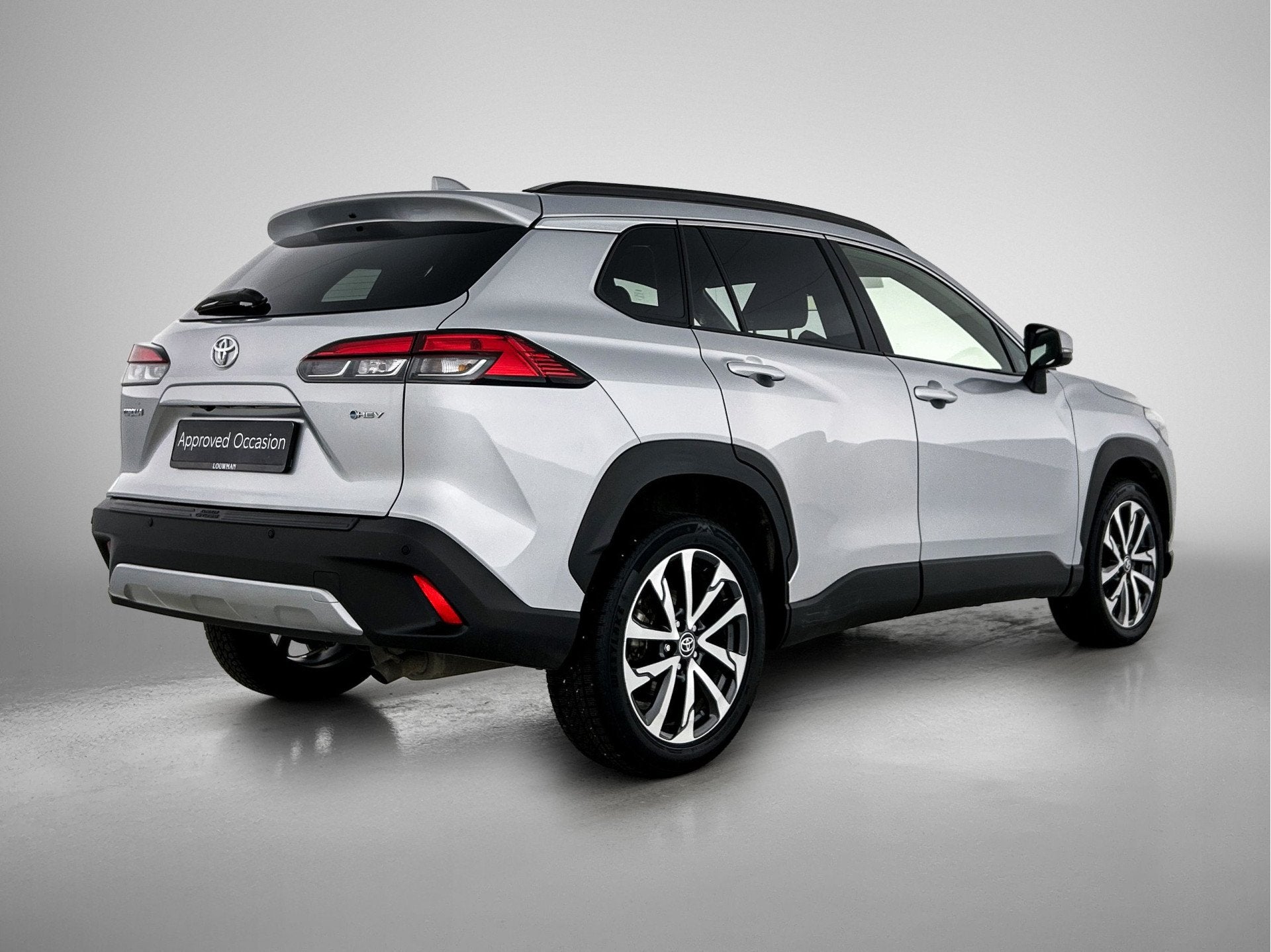 Toyota Corolla Cross | Stoel+stuurverwarming | Parkeersensor, Auto's, Toyota, Stof, Gebruikt, Zwart, 4 cilinders