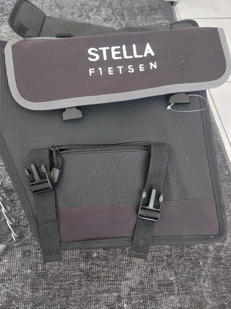 Stella Fietsen Dubbele Fietstas - Zwart, Fietsen en Brommers, Fietsaccessoires | Fietstassen, Ophalen of Verzenden, Gebruikt, Stella Fietsen